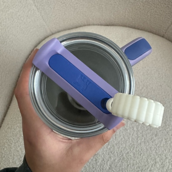 Stanley 40oz - Picture 4 of 8